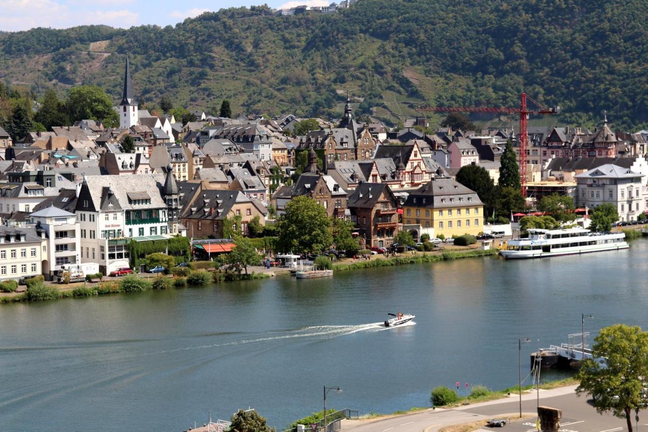 Moselromance - Luxusapartment - Grosse Terrasse - Ruhige Lage Traben-Trarbach Eksteriør billede